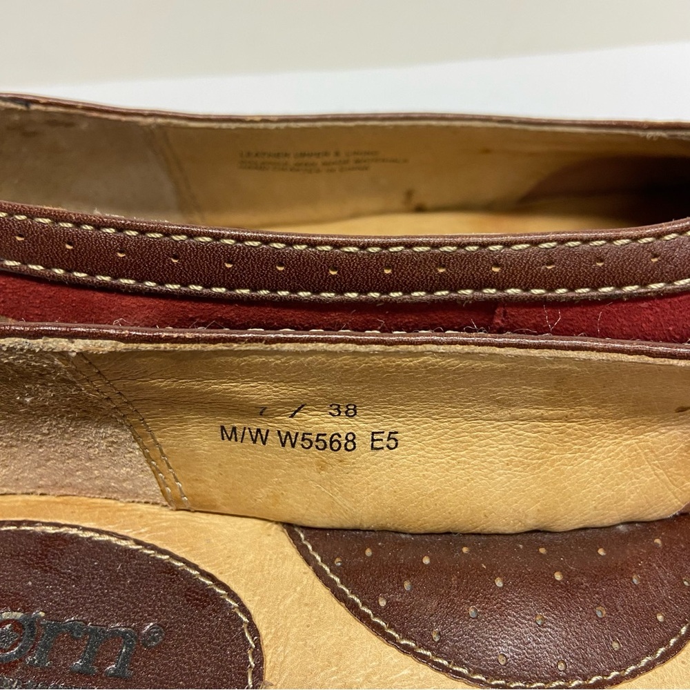 Born Women’s Shoes Brown/Red Suede Leather Flats Slip Ons Size 7 - Picture 7 of 11